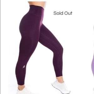 BLACK! Ptula Active- Alainah III Sleek Legging 23